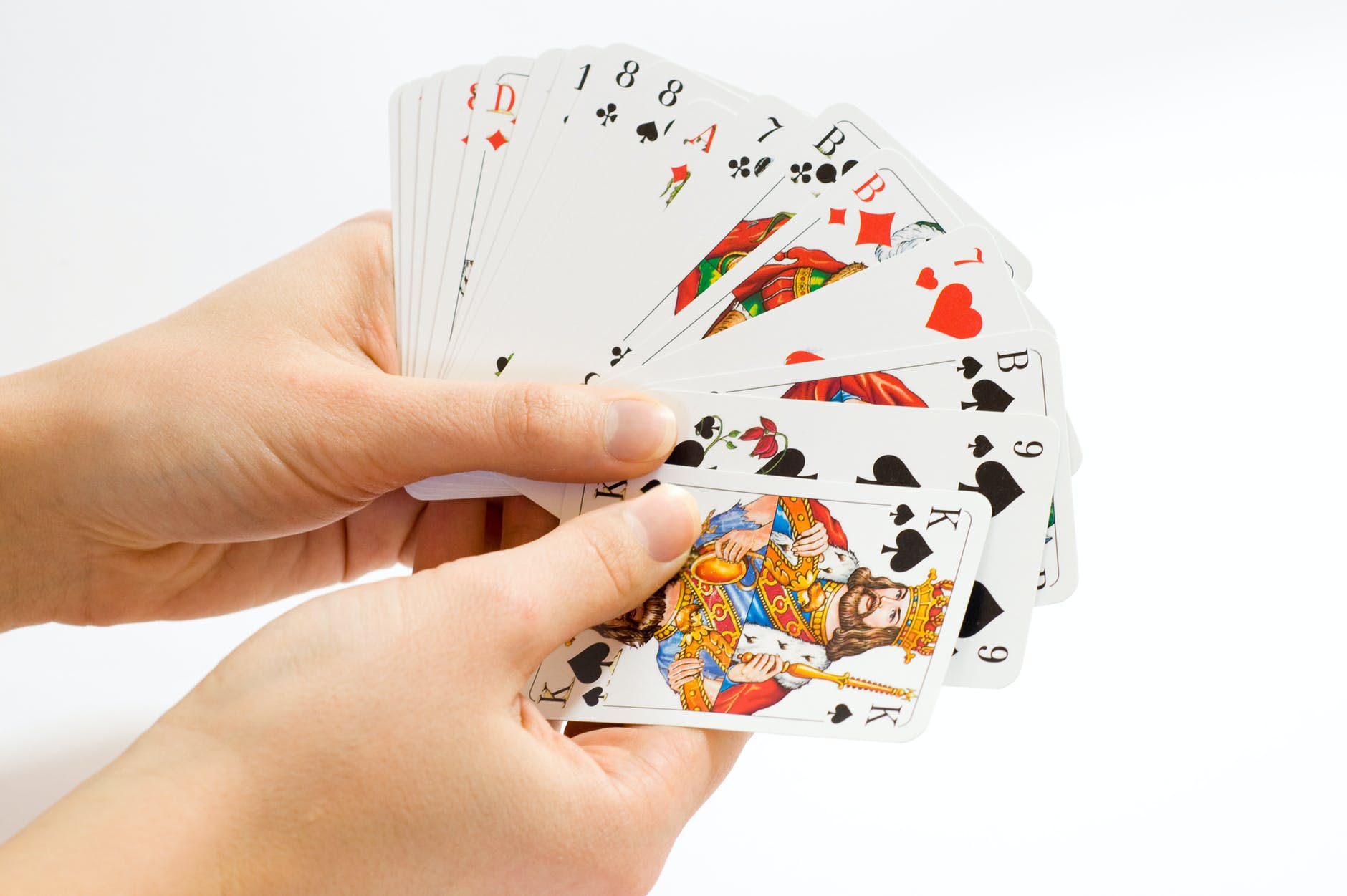 Extremely effective way to play the card game - Win wherever you play